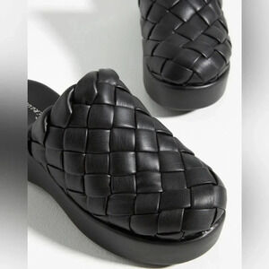 Sam Edelman Black Woven Mules